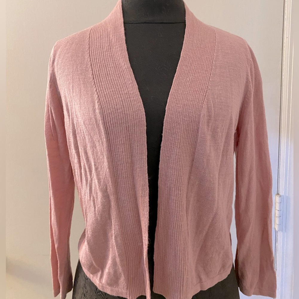 Loft light pink short cardigan.
